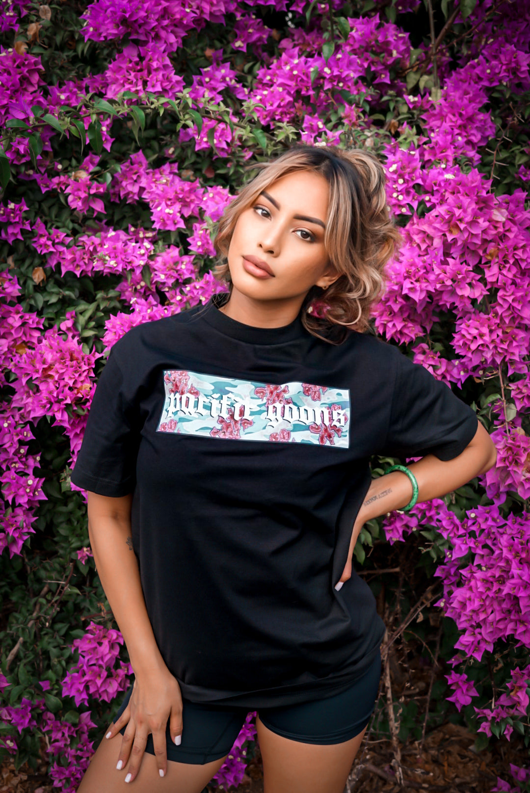 BOUGAINVILLEA BOX LOGO TEE